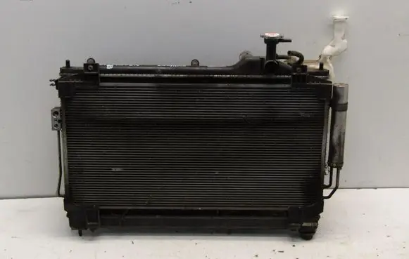 Mitsubishi Outlander Radiator set 21493B210B