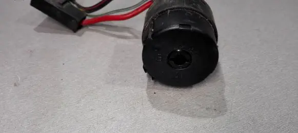 Mercedes-Benz Vito Viano W638 Ignition lock contact A0005458108