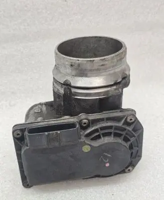 Volvo V60 Throttle valve 32202650