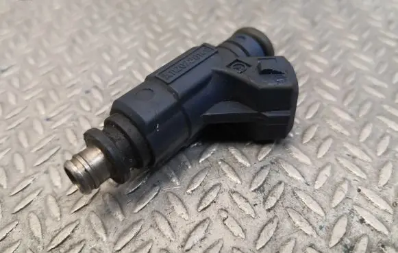 Mercedes-Benz CLK A209 C209 Fuel injector 1120780149