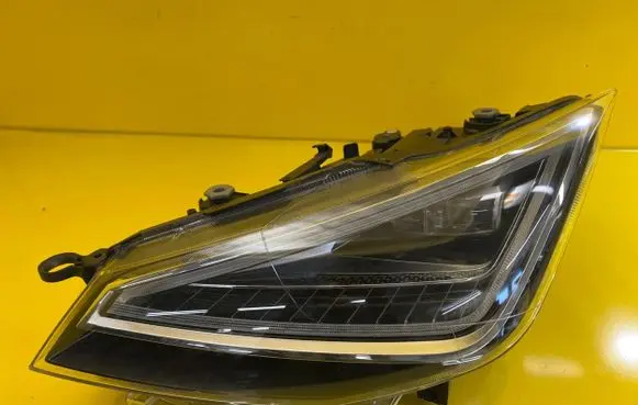 Seat Ibiza V (KJ) Headlight/headlamp 6F1941007F