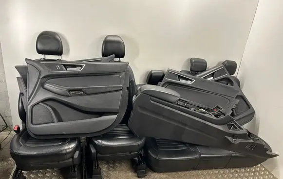 Ford Edge II Seat and door cards trim set 