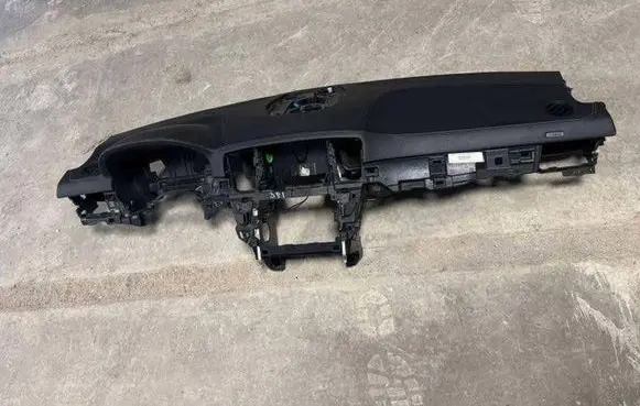 Mercedes-Benz GL X166 Airbag set with panel A1666801187