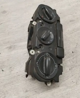 Volkswagen Caddy Climate control unit