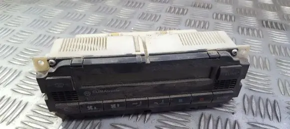 Volkswagen Golf IV Climate control unit 1j2907044a