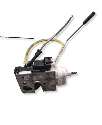 Audi A3 S3 8L Front door lock 8L183705A