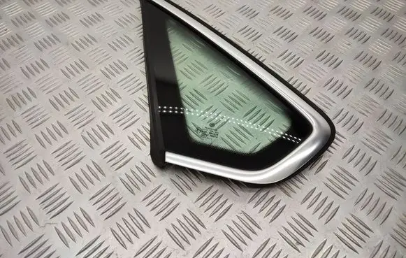Volkswagen PASSAT B7 USA Rear side window 43R001229