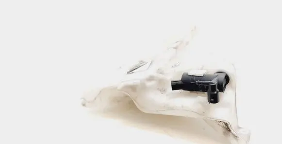 Volvo C30 Windshield washer fluid reservoir/tank 31253148