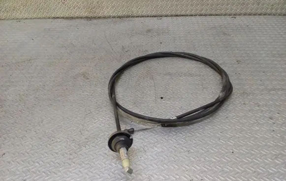 Chevrolet Captiva Engine bonnet/hood lock release cable 