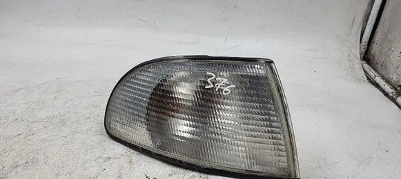 Audi A4 S4 B5 8D Front indicator light 