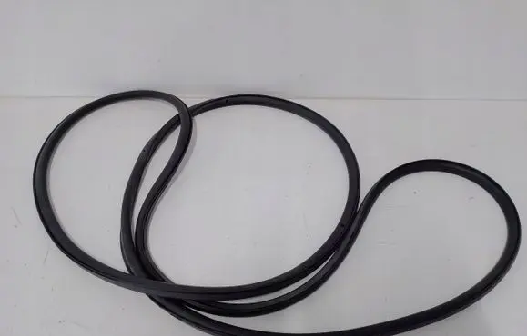 Audi Q3 F3 Rubber seal loading door 83F837912