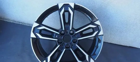BMW X1 U11 R19 alloy rim 6898051 5A32885