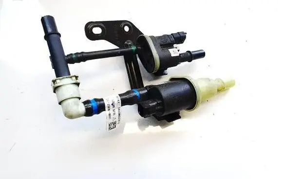 Ford Kuga III Valve vacuum HU5A9G712DB