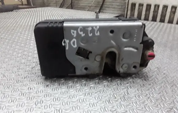 Volvo S60 Rear door lock 13154794