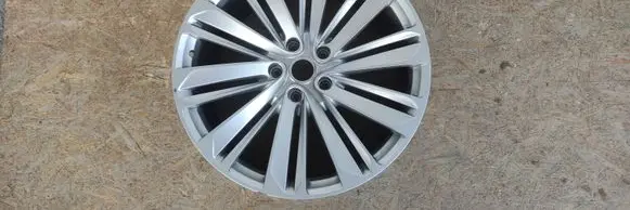 Bentley Continental R22 alloy rim 3SA601025 3056131