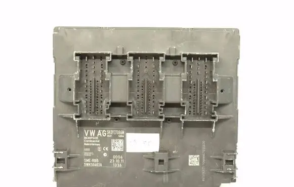 Volkswagen Touran II Comfort/convenience module 5K0937086M 5WK50403A BCMPQ35