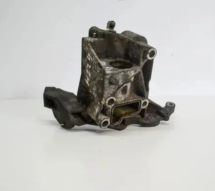 Audi A6 S6 C6 4F Engine mounting bracket 059145169AD