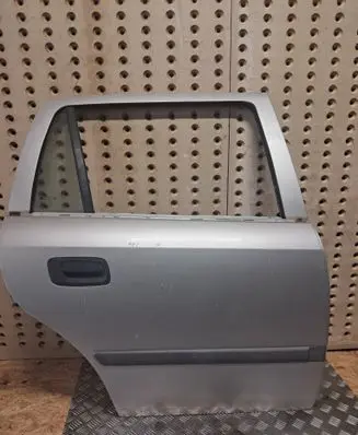 Opel Astra G Rear door