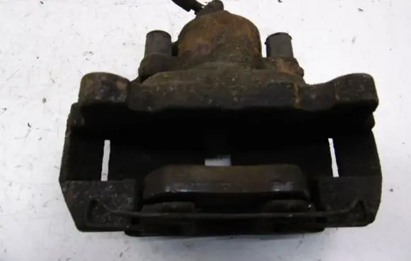 Volkswagen Golf V Front brake caliper
