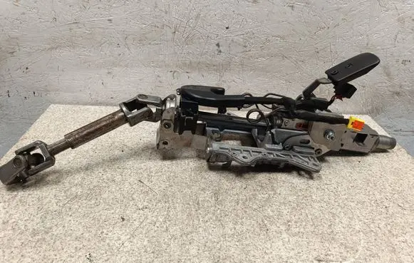 Steering wheel axle set