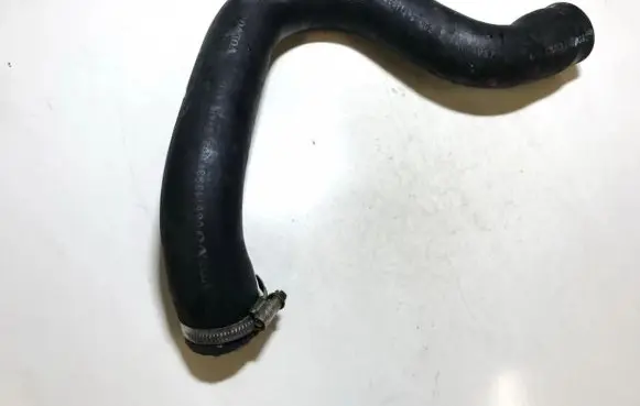 Volvo V70 Engine coolant pipe/hose 08671393