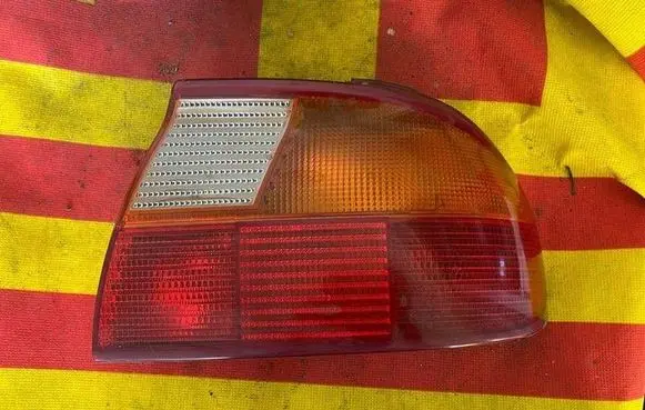 Ford Mondeo MK I Rear/tail lights 93BG13N004AA 93BG13N004
