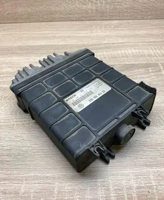 Volkswagen PASSAT B4 Engine control unit/module ECU 028906021DD 0281001411