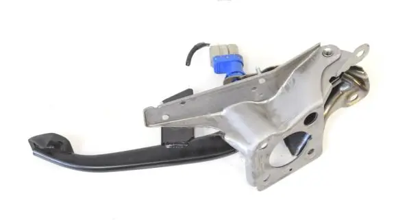 Volvo V40 Accelerator throttle pedal 31381467