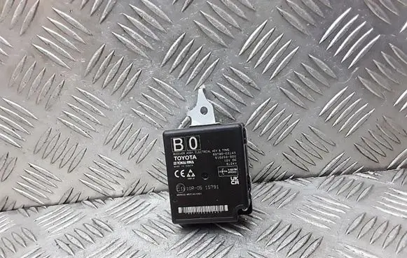 Toyota Corolla E160 E170 Engine control unit/module 897b002240