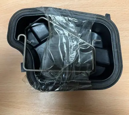 Volvo V50 Headlight/headlamp dust cover