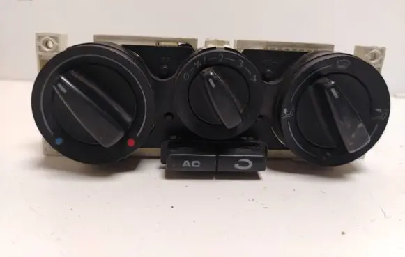 Volkswagen PASSAT B5 Climate control unit 1J0820045E H35K27 901511010001