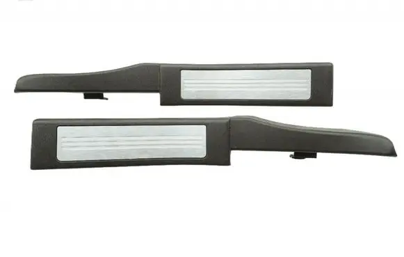 Jaguar XF X250 Foot area side trim 8X23F13245A