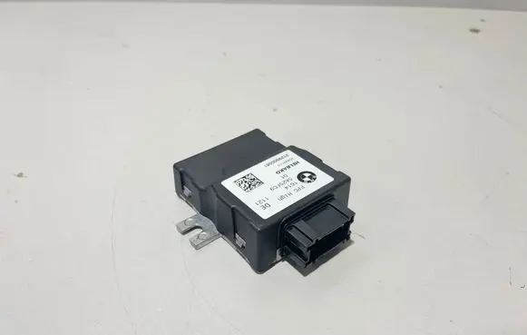 BMW 5 G30 G31 G38 Fuel injection pump control unit/module 5A25FC9 5A625D0