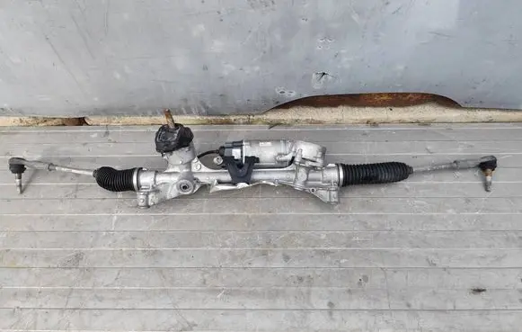 Jeep Cherokee Steering rack P68284077AF