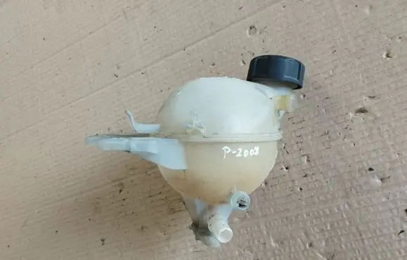 Peugeot 2008 I Coolant expansion tank/reservoir 9680163780
