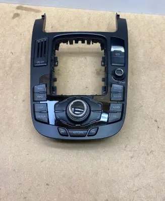 Head unit multimedia control