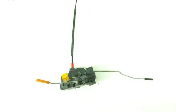 Opel Insignia A Front door lock 3023881LH1