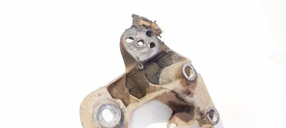 Audi A4 S4 B5 8D Engine mounting bracket 4b0199352b