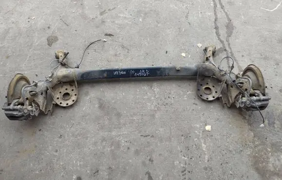 Toyota Urban Cruiser (XP110) Rear axle beam 