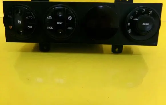 KIA Carnival Climate control unit OK53B61190