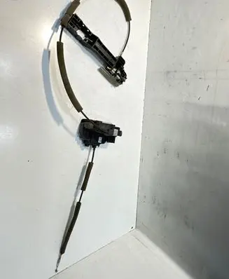 Renault Koleos II Rear door lock