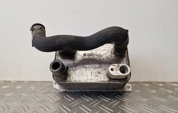 Audi A8 S8 D3 4E Transmission/gearbox oil cooler 4E0317021E