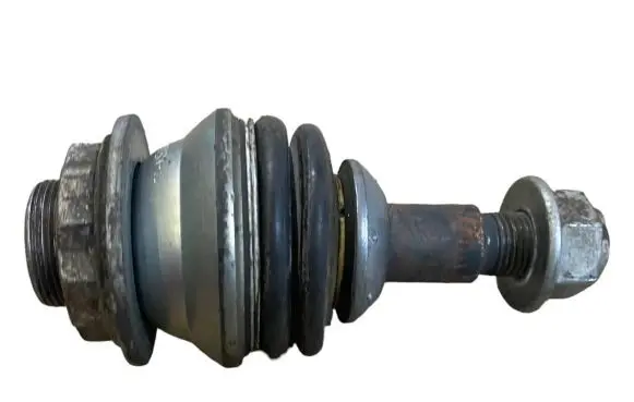 BMW 7 G11 G12 Driveshaft outer CV joint 6852536 31126852536