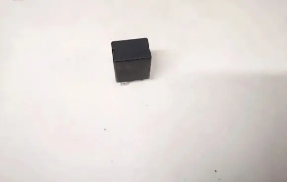 Peugeot 406 Other relay 232303