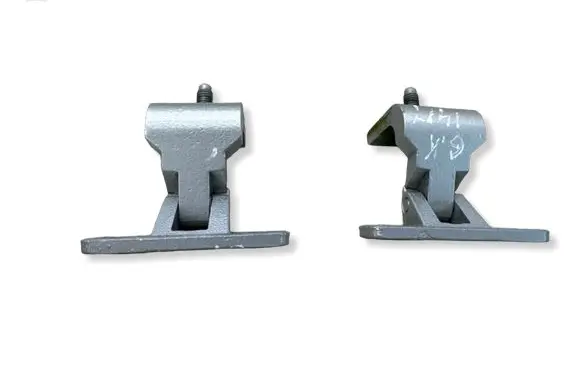 Audi Q3 8U Tailgate/trunk/boot hinge 8U0827299 8U0827300
