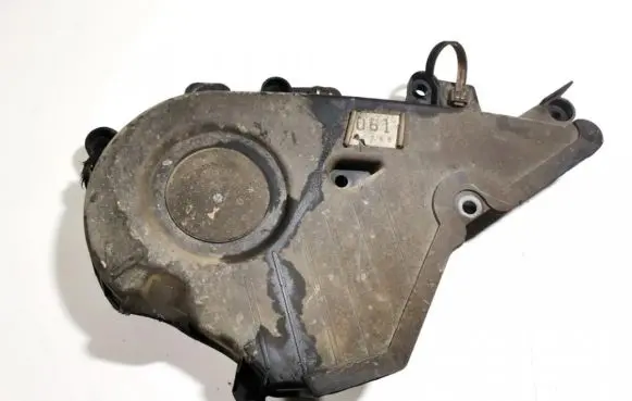 Toyota Avensis Verso Timing belt guard (cover) 9095001357a