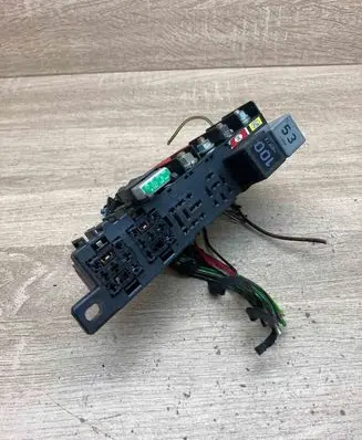 Volkswagen Golf IV Fuse box set 8L0941822