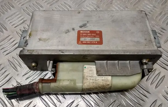 Audi 80 90 S2 B4 ABS control unit/module 0265100056 4A0907379A