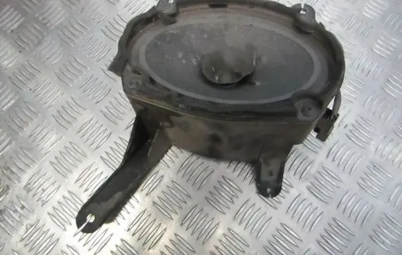 Hyundai Trajet Front door speaker 963603a500 96360-3a500