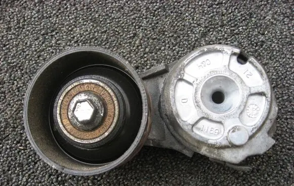 Lincoln Town Car Generator/alternator belt tensioner